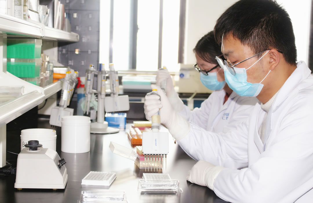 產(chǎn)品質(zhì)量是企業(yè)的生命，使用對(duì)象是自己的親人